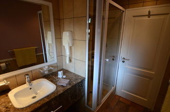 Norscot Manor Guest Lodge Сэндтон Экстерьер фото